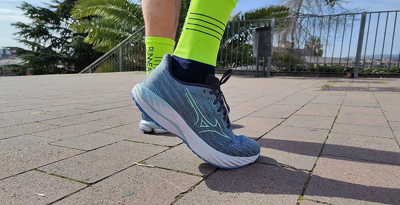 Эти кроссовки из Японии созданы для тренировок. Им позавидуют Nike и adidas