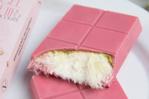 В Россию завезли новый трендовый десерт. Он уже стоит в 2,5 раза дороже дубайского шоколада