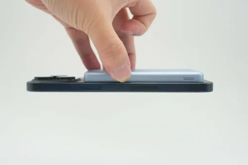 У Xiaomi только вышел крутой MagSafe-пауэрбанк, а его уже продают в России со скидкой