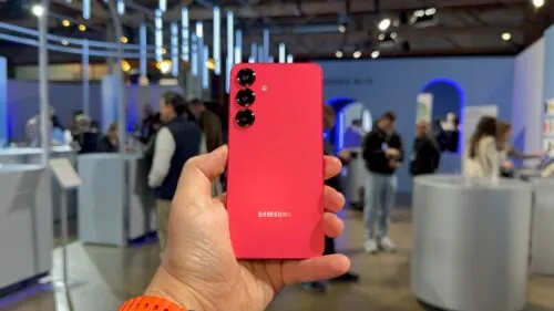 Samsung Galaxy S25 подешевел ниже психологической отметки. 3 причины взять флагман