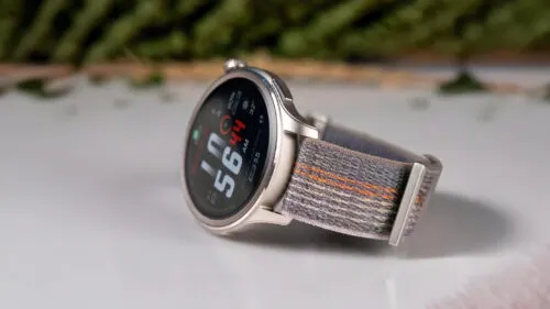 Эта модель Amazfit остается хитом почти два года. Здесь куча полезных функций, а цена очень приятная