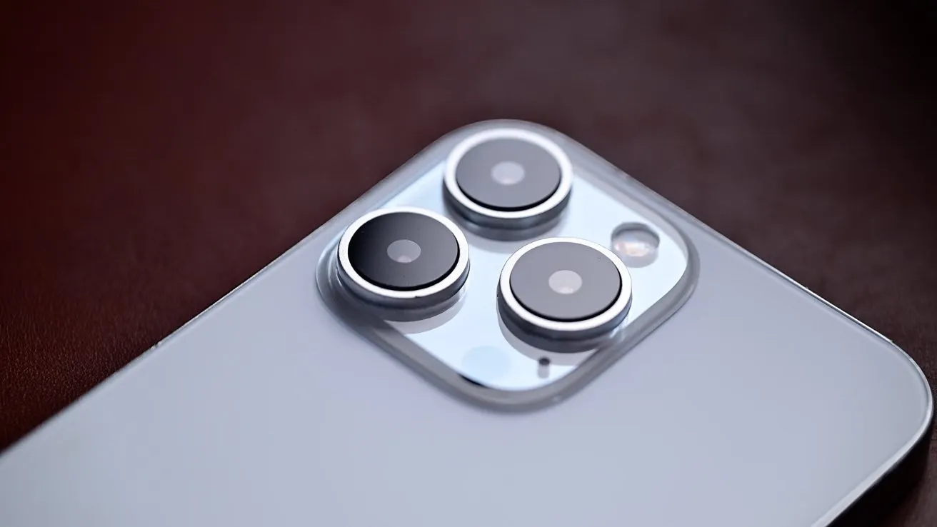 iPhone 16 Pro Max внезапно признали одним из лучших камерофонов в мире. А какие флагманы снимают круче него?