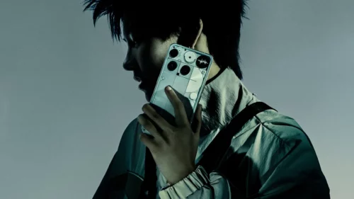 Это Nothing Phone 3 – первый полноценный флагман бренда. А еще показали первые полноразмерные наушники