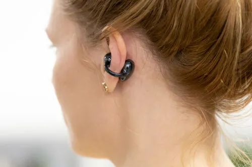 3 модели беспроводных наушников с уникальным дизайном. Среди них есть даже вариант для бега