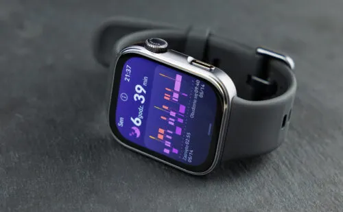 3 недорогие, но крутые модели смарт-часов. Все — в пределах 10 тысяч рублей