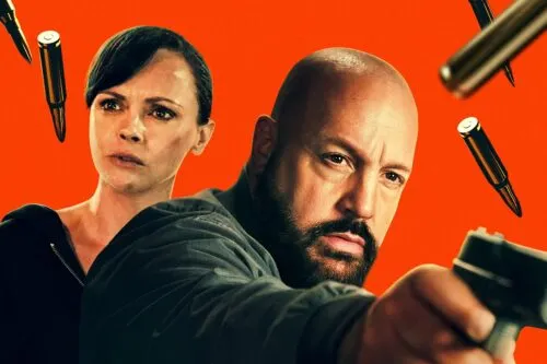 В России массово переносят премьеры зарубежного кино. В чем причина и когда выйдут новые фильмы?