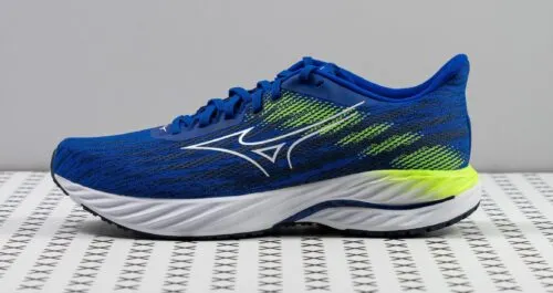 Эти японские кроссовки идеальны для тренировок. Технологичная обувь обесценилась на Яндекс Маркете