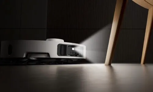 Новые роботы-пылесосы Dreame доехали до России. У флагмана L40s Pro Ultra есть топовая система навигации и LED-подсветка