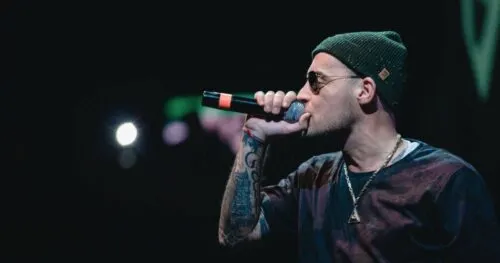 Альбом Гуфа «Город дорог» останется в интернете. Мечтавшего удалить его миллиардера переиграли