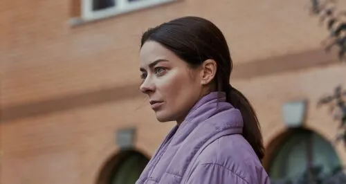 «Дыши» – напряженная драма о неудачных родах. Стоит ли смотреть этот сериал?