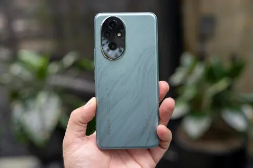 Главный хит Honor рухнул в цене. У него всего один недостаток