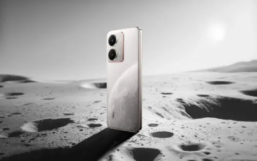 Этот Realme — главный хит бренда в 2025 году. Его сейчас отдают с неплохой скидкой