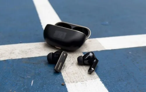 «Звук — фантастика». Топовые наушники Huawei подешевели на Маркете 