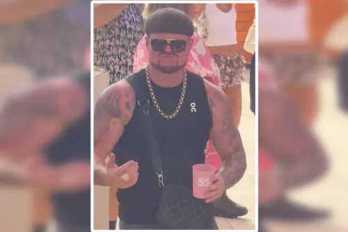 Что за мем про Ibiza Final Boss? Вирусному персонажу предрекают миллионные заработки