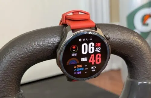 5 моделей смарт-часов, которые идеально подойдут спортсменам. От доступных Nothing до хитовых Amazfit