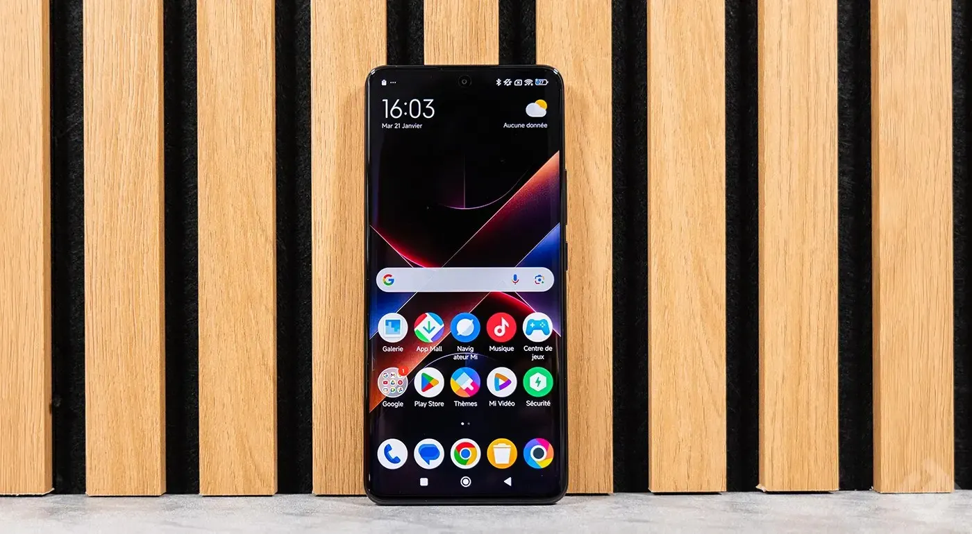 5 лучших смартфонов до 20 тысяч рублей. От хита Samsung Galaxy до недооцененного iQOO