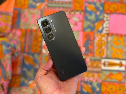 Этот недооцененный смартфон — лучший до 10 тысяч рублей. Шикарная альтернатива Xiaomi Poco и Realme