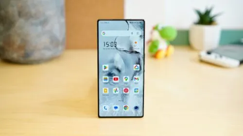 Об этом флагмане все забыли, а зря. Это один из лучших игровых смартфонов на рынке 