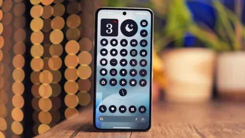 5 лучших смартфонов до 20 тысяч рублей. От хита Xiaomi Poco до свежего Tecno 