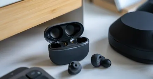 Об этих наушниках Sony все забыли, а зря. Их сейчас сливают за бесценок