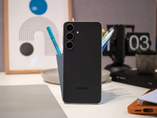 Что выбрать — Samsung Galaxy S25 FE или Galaxy S24 FE? Выяснили, стоит ли переплачивать за новинку