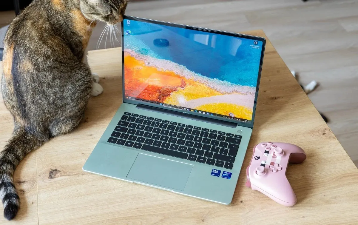 Этот ноутбук Huawei — настоящий убийца MacBook Air. Мы знаем, где его лучше взять 