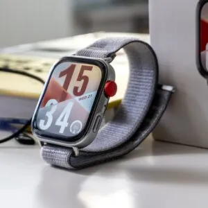 3 недорогие, но крутые альтернативы Apple Watch. Есть вариант даже за 4 тысячи рублей