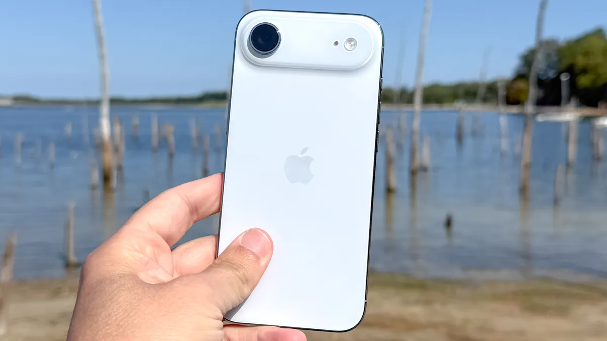 iPhone Air уже попал к журналистам. Хлам или будущий хит?