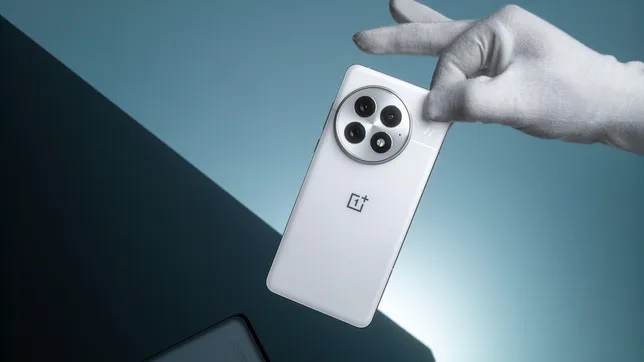 Эксперт назвал OnePlus 13 самым недооцененным флагманом года. Есть вопросы по мощности, но в целом ощущения крайне приятные