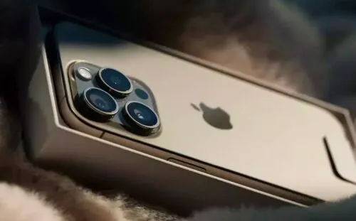 iPhone 16 дико подешевел перед выходом новых айфонов. Какие еще смартфоны можно брать в сентябре?